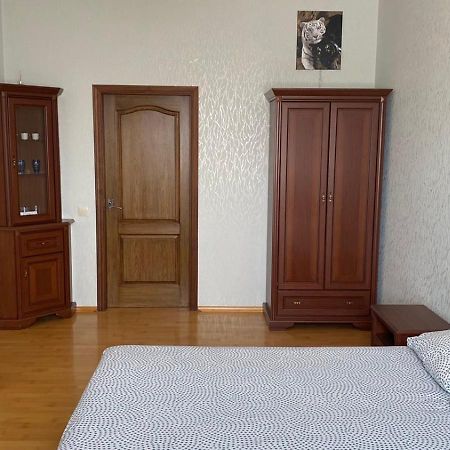 Comfortable Apartment On The Obolon Κίεβο Εξωτερικό φωτογραφία